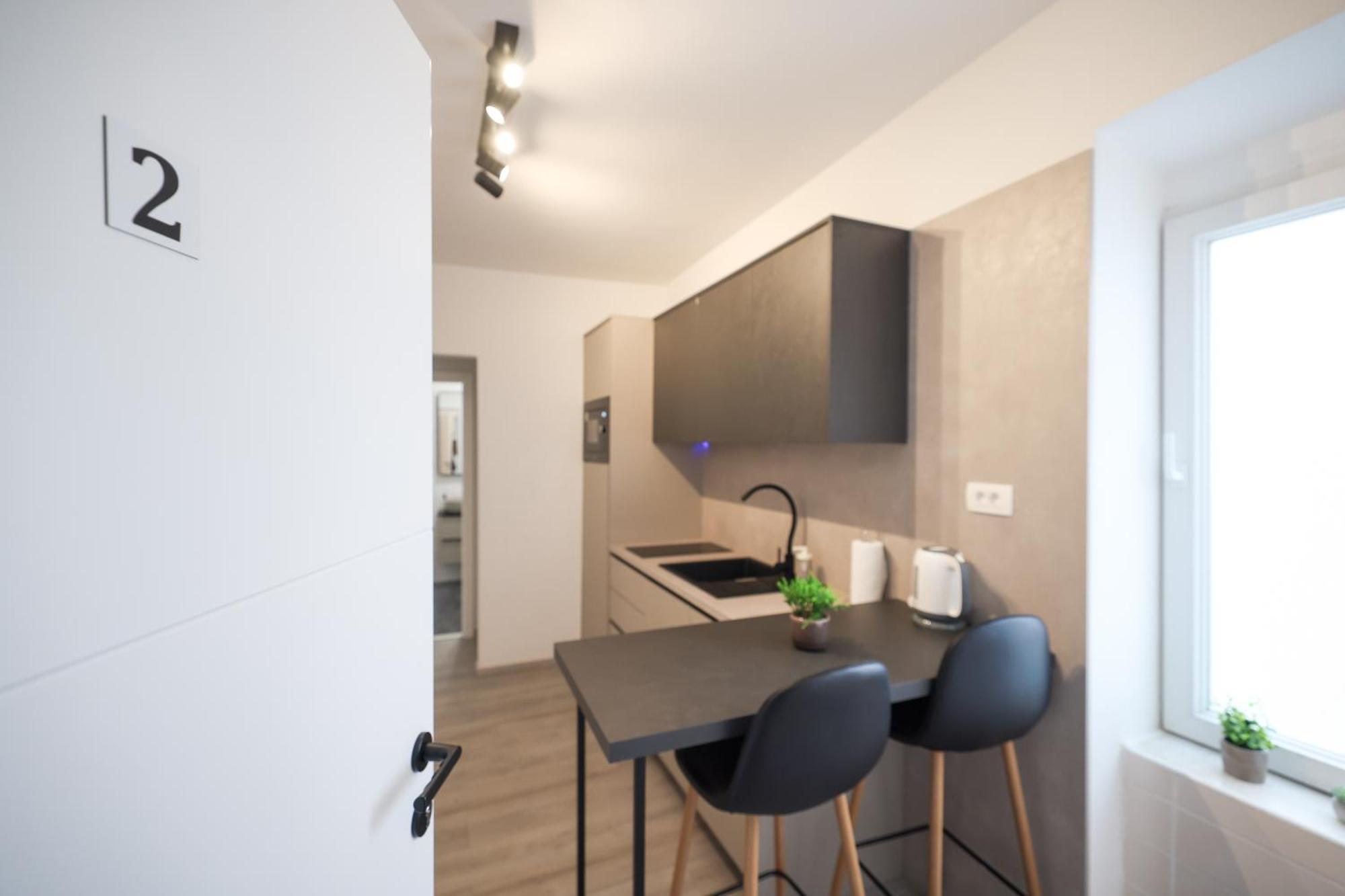 Classy Apartments In City Centar Zadar Exterior photo