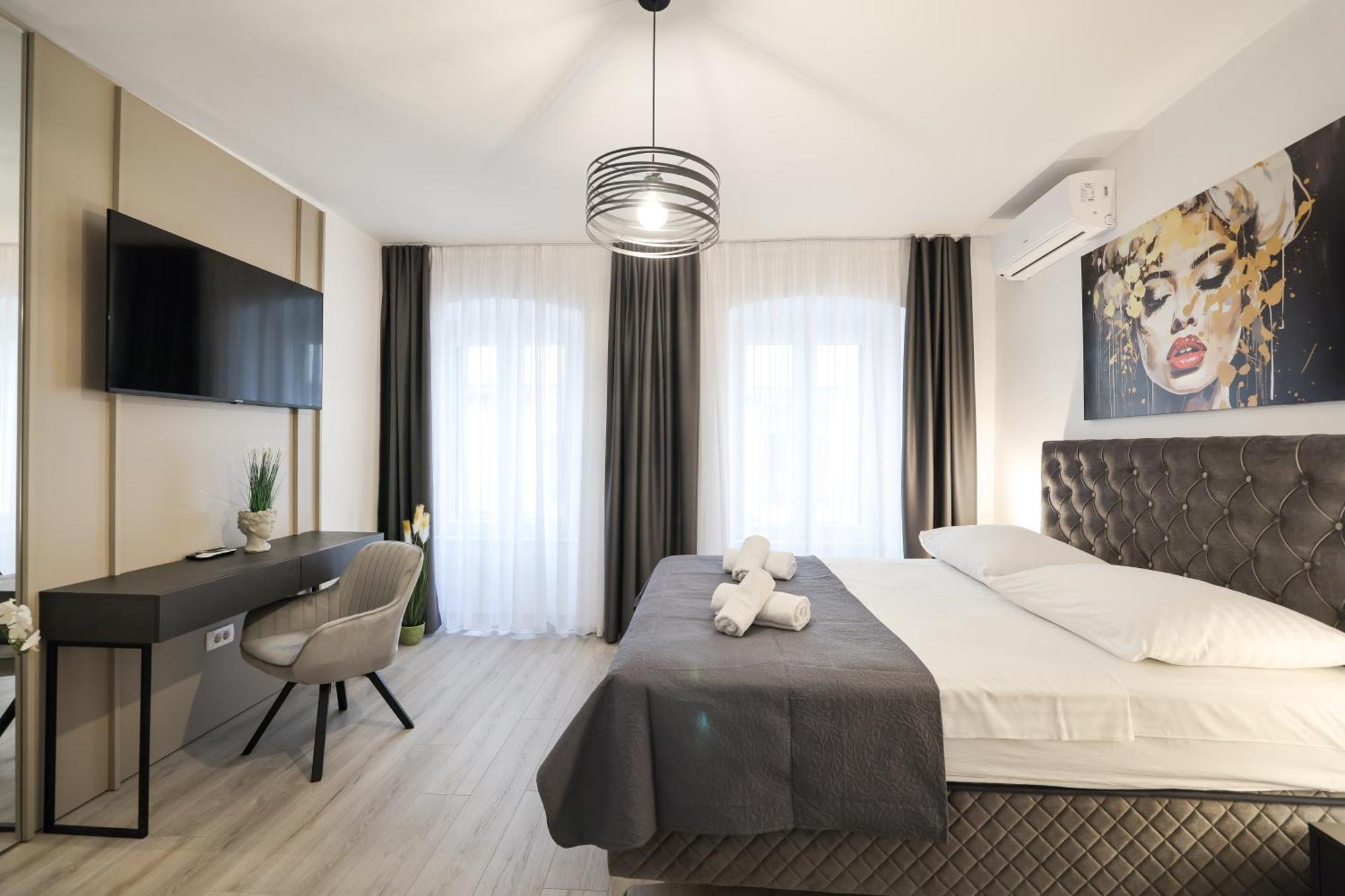 Classy Apartments In City Centar Zadar Exterior photo