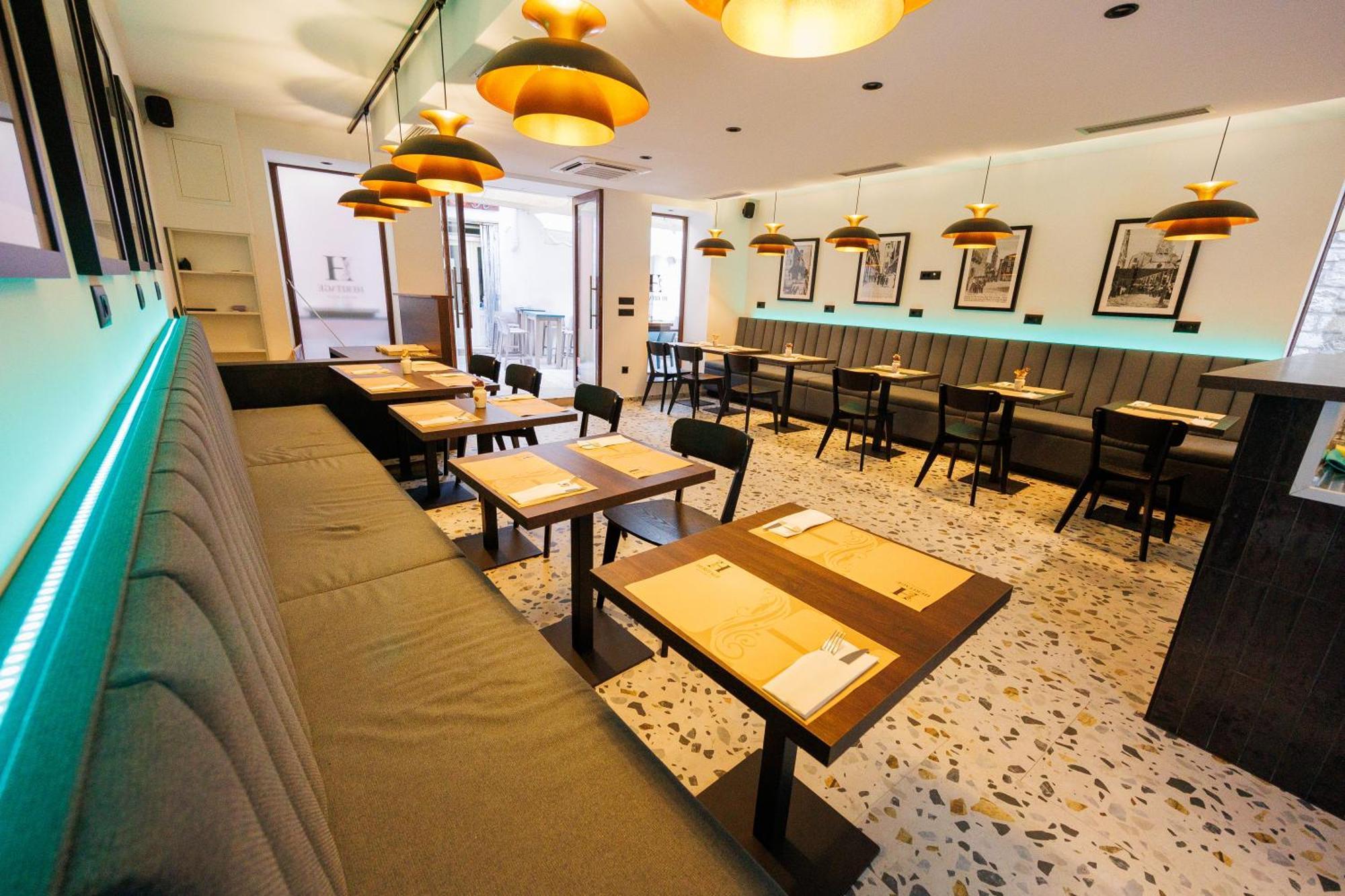 Classy Apartments In City Centar Zadar Exterior photo